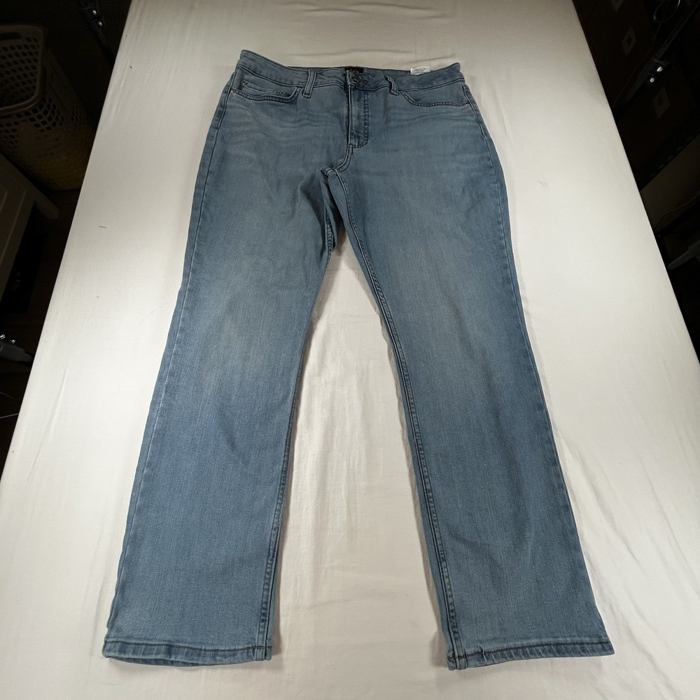 Lee Womens Jeans Light Wash blue Size 16M Straight Leg